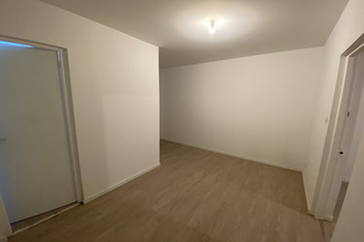 Ma-Cabane - Location Appartement Vierzon, 49 m²