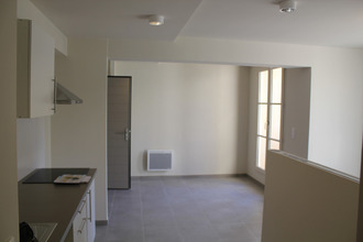 Ma-Cabane - Location Appartement VILLENEUVE-LES-AVIGNON, 58 m²