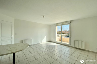 location appartement villerest 42300