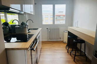 Ma-Cabane - Location Appartement VILLEURBANNE, 65 m²