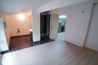 location appartement vins-sur-caramy 83170