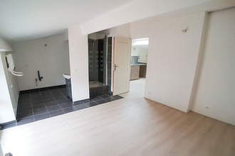 location appartement vins-sur-caramy 83170