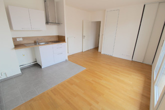 location appartement voisins-le-bretonneux 78960