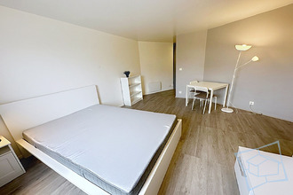 location appartement voisins-le-bretonneux 78960