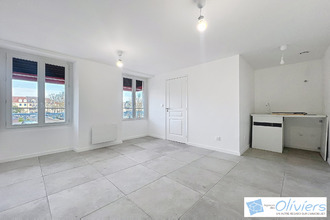 location appartement voisins-le-bretonneux 78960