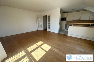 location appartement voisins-le-bretonneux 78960