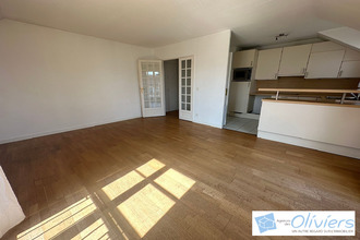 location appartement voisins-le-bretonneux 78960