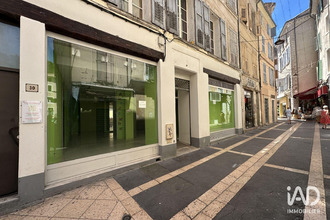 location boutique apt 84400