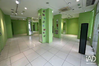 location boutique apt 84400