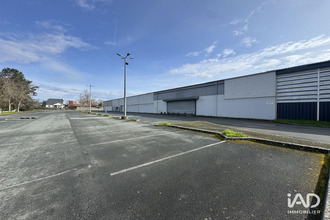 location boutique mirebeau 86110