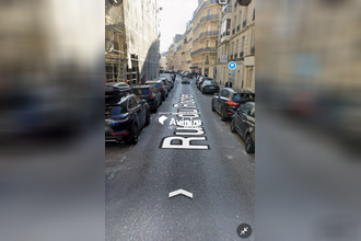 location boutique paris 75008