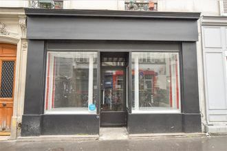 location boutique paris 75018