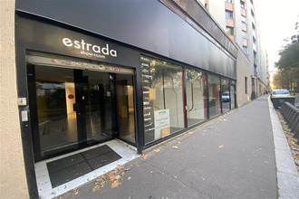 location boutique paris 75018