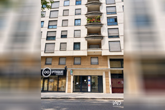 location boutique paris 75019