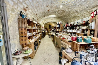 location boutique sommieres 30250