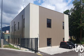 location boutique voiron 38500