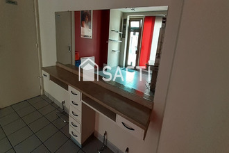 location divers descartes 37160