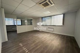 location divers le-mesnil-amelot 77990