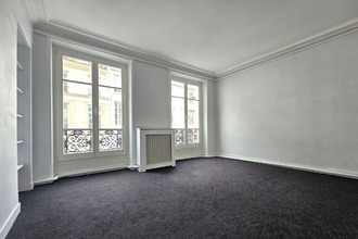 location divers paris 75004