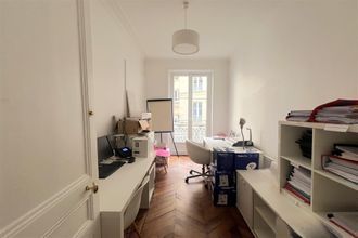 location divers paris 75008