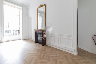 location divers paris 75008
