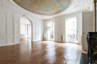 location divers paris 75008