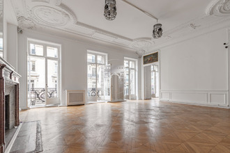 location divers paris 75008