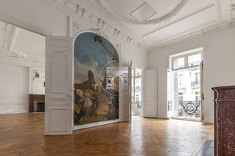 location divers paris 75008