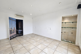 location divers paris 75008