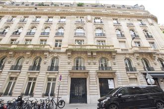 location divers paris 75009