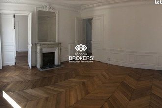 location divers paris 75009