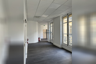 Ma-Cabane - Location Divers Paris, 150 m²