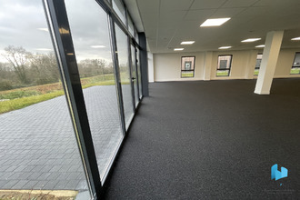 location divers rouillon 72700