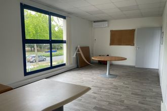 Ma-Cabane - Location Local commercial ANGERS, 110 m²