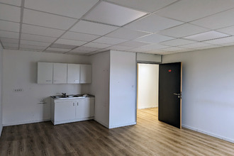 Ma-Cabane - Location Local commercial Angles, 460 m²