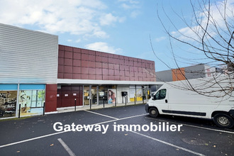 Location Local commercial 63170, Aubière France