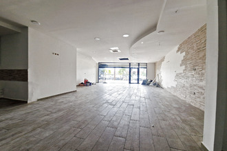 Ma-Cabane - Location Local commercial Baie-Mahault, 140 m²