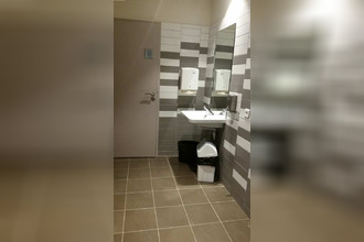 Ma-Cabane - Location Local commercial BAILLARGUES, 101 m²