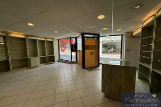 Ma-Cabane - Location Local commercial Barbezieux-Saint-Hilaire, 130 m²