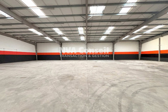 Ma-Cabane - Location Local commercial Beauchamp, 1258 m²