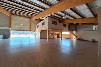 Ma-Cabane - Location Local commercial Beaucouzé, 1273 m²