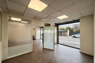 Ma-Cabane - Location Local commercial BESANCON, 99 m²