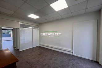 Ma-Cabane - Location Local commercial BESANCON, 99 m²