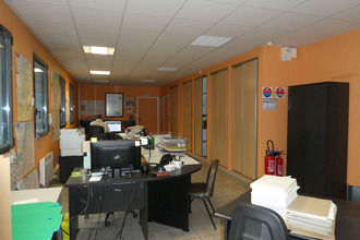 Ma-Cabane - Location Local commercial BETHUNE, 92 m²