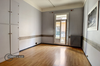 Ma-Cabane - Location Local commercial BEZIERS, 83 m²