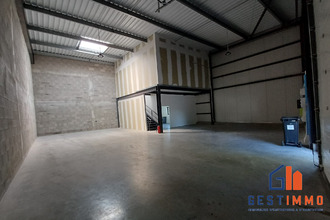 Ma-Cabane - Location Local commercial Blanquefort, 208 m²