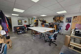 Ma-Cabane - Location Local commercial Bouc-Bel-Air, 42 m²