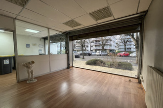Ma-Cabane - Location Local commercial Boulogne-Billancourt, 72 m²