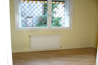 Ma-Cabane - Location Local commercial BRIE-COMTE-ROBERT, 22 m²