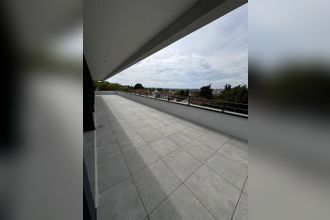 Ma-Cabane - Location Local commercial BRY-SUR-MARNE, 73 m²